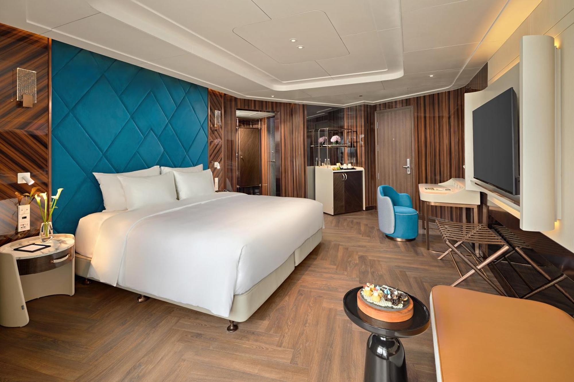 Grand Pioneers Halong Bay Cruise 2 Hotel Ha Long Exterior photo